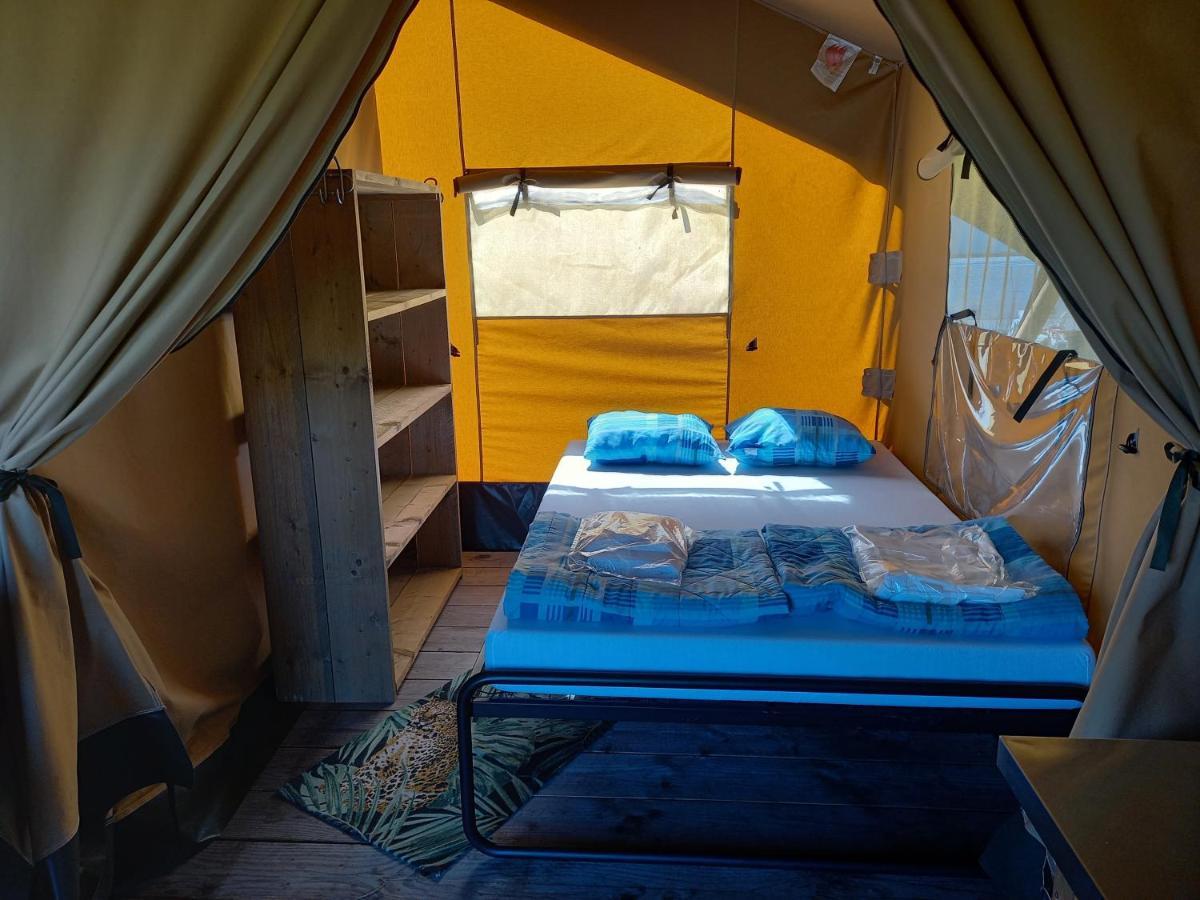 Comfort Safaritent 6 Pers En Mini Camping Zwiggelte Eksteriør billede