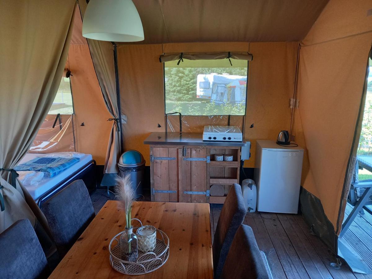 Comfort Safaritent 6 Pers En Mini Camping Zwiggelte Eksteriør billede