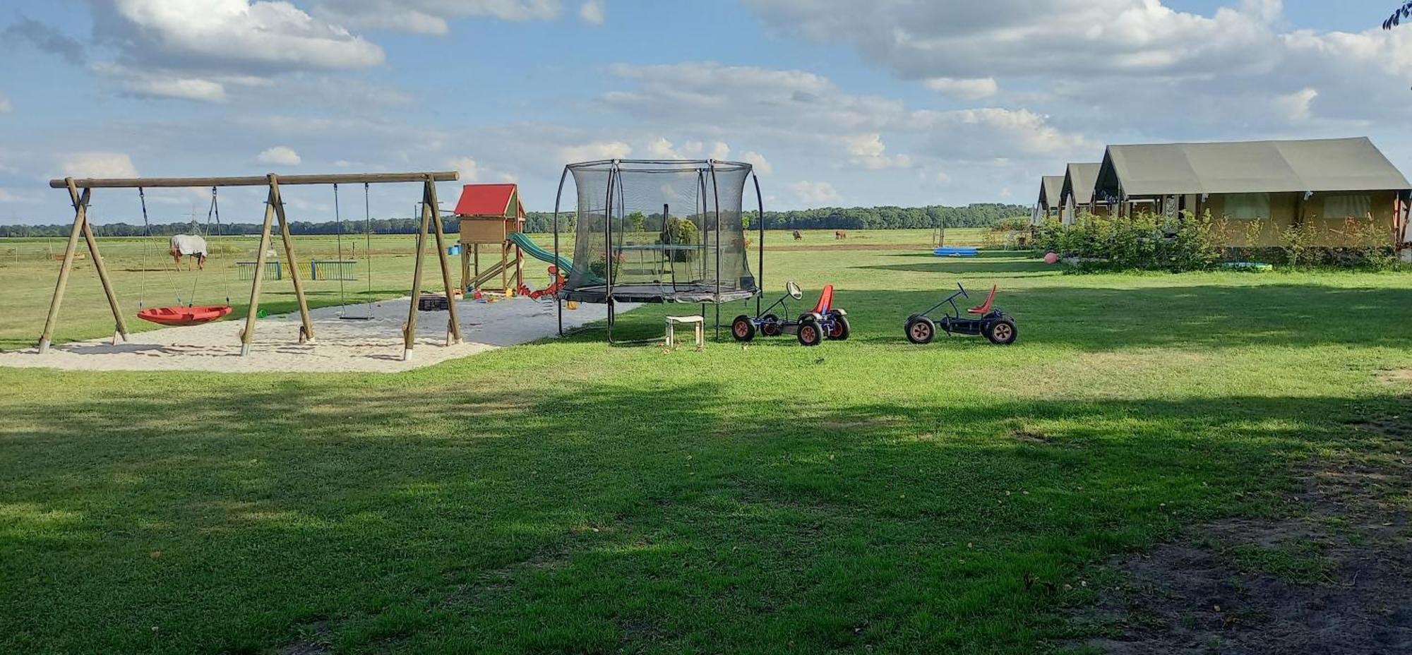Comfort Safaritent 6 Pers En Mini Camping Zwiggelte Eksteriør billede